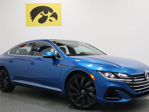 Used 2023 Volkswagen Arteon SEL image 2