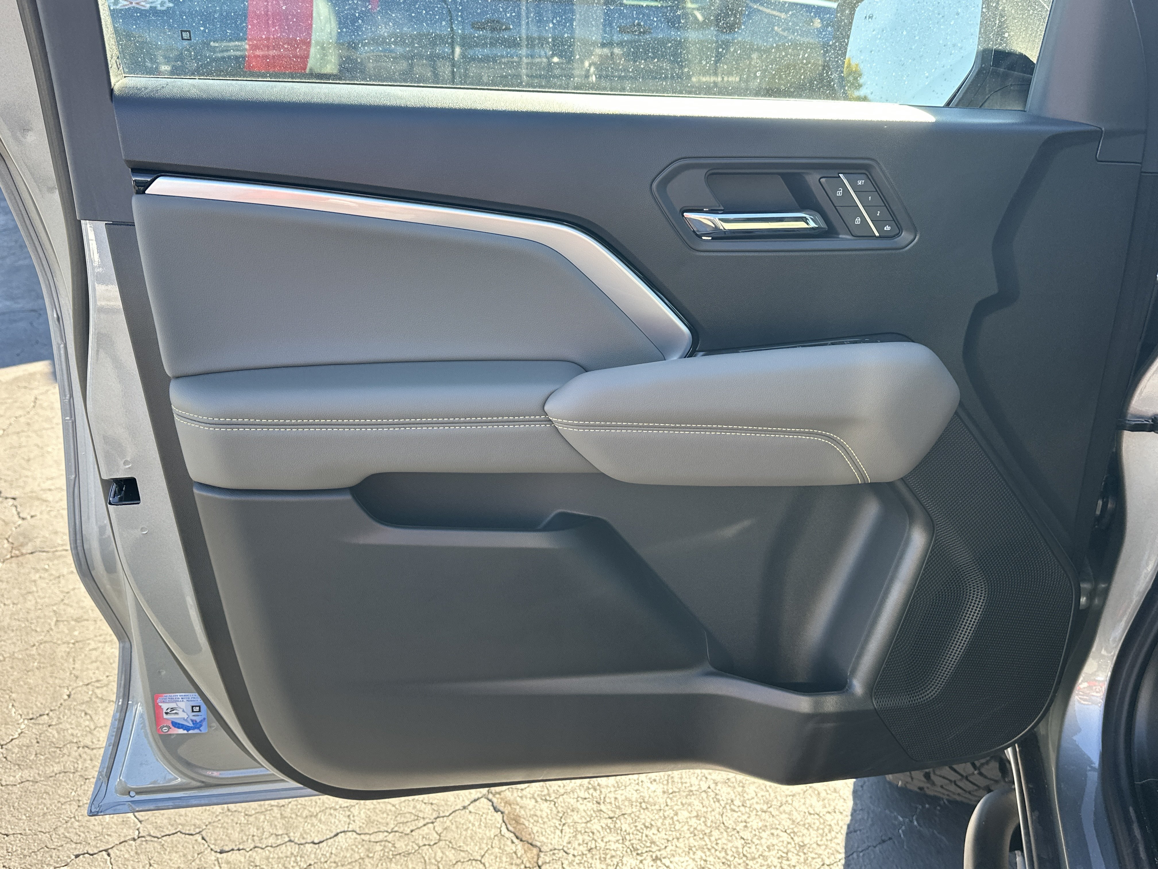 New 2026 Chevrolet Colorado ZR2 AWD/4WD image 12