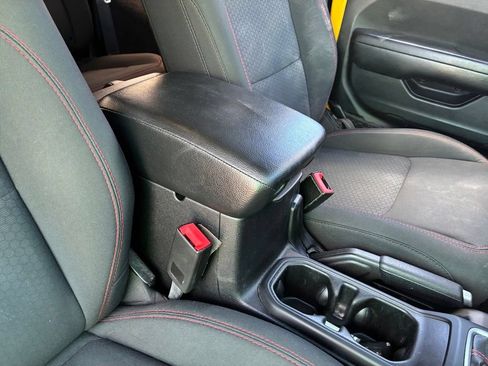 Used 2020 Jeep Wrangler Rubicon w/ Uconnect 4C Nav & Sound Group AWD/4WD image 43