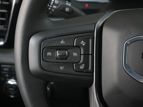 Used 2026 GMC Sierra 3500 Denali Ultimate AWD/4WD image 18