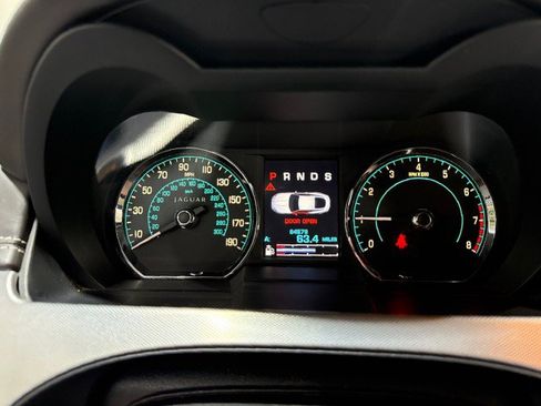 Used 2013 Jaguar XK Coupe RWD image 47