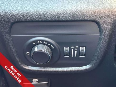 New 2025 Jeep Grand Cherokee L Altitude image 20