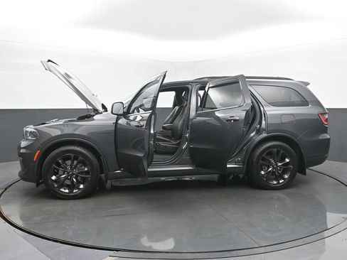 Used 2023 Dodge Durango R/T w/ Blacktop Package RWD image 26