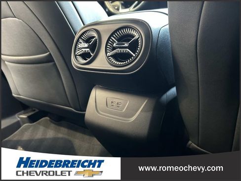 Used 2024 Chevrolet Blazer EV LT AWD/4WD image 17