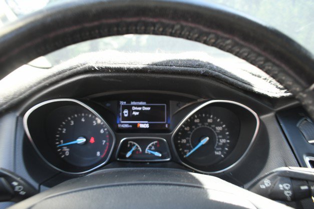 Used 2017 Ford Focus Titanium w/ Titanium Technology Package FWD image 32