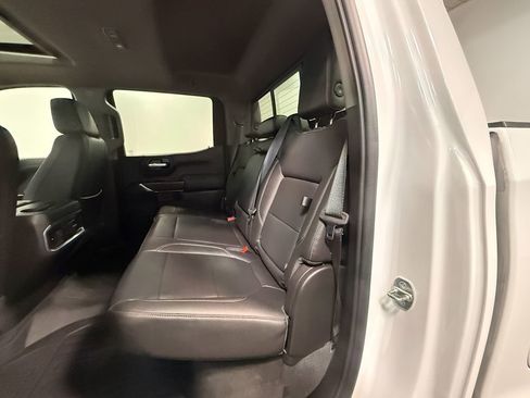 Used 2021 GMC Sierra 1500 SLT image 8