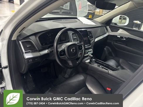 Used 2017 Volvo XC90 T6 Momentum w/ Vision Package AWD/4WD image 10