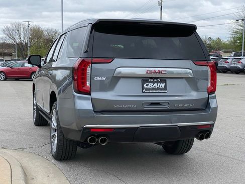 Used 2021 GMC Yukon Denali w/ Denali Premium Package AWD/4WD image 5