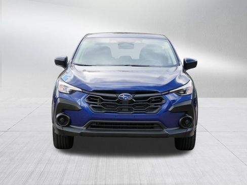 Used 2024 Subaru Crosstrek 2.0i AWD/4WD image 2