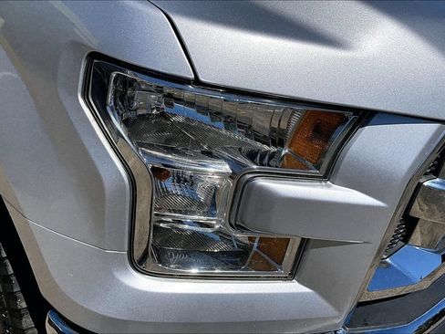 Used 2015 Ford F150 XLT AWD/4WD image 27