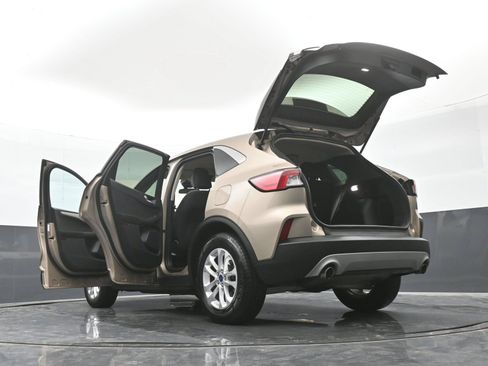 Used 2020 Ford Escape SE FWD image 51