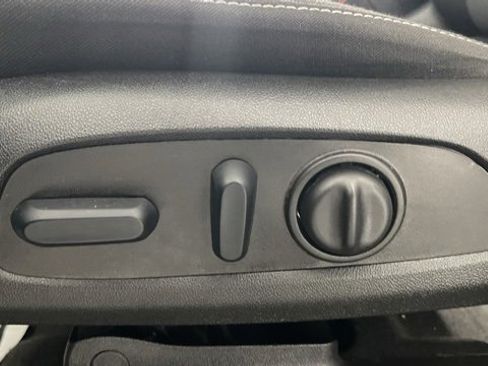 Used 2023 Chevrolet Blazer LT w/ Convenience Package image 35