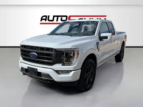 Used 2021 Ford F150 Lariat w/ Equipment Group 502A High AWD/4WD image 3
