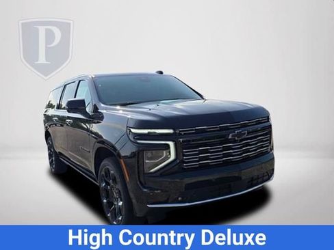 New 2026 Chevrolet Suburban High Country AWD/4WD image 14