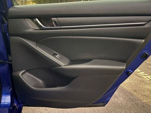 Used 2022 Honda Accord Sport image 26