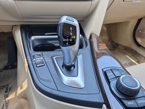 Used 2015 BMW 328i xDrive Sedan AWD/4WD image 12