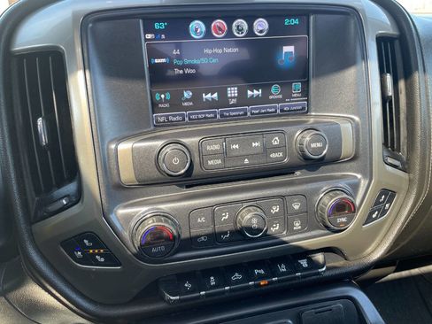 Used 2018 Chevrolet Silverado 2500 High Country w/ Duramax Plus Package image 33