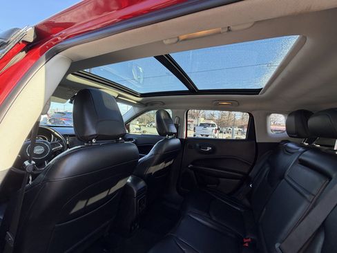 Used 2017 Jeep Compass Limited image 15