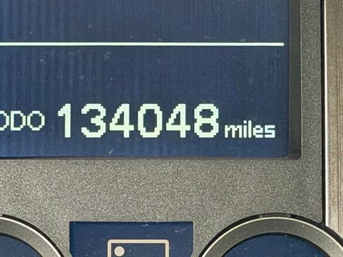 Used 2016 Lexus GX 460 w/ Premium Package image 26