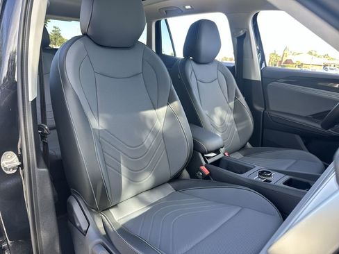 New 2026 Volkswagen Tiguan SE image 26