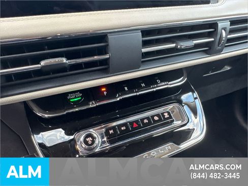 Used 2025 Lincoln Corsair AWD w/ Equipment Group 101A image 34