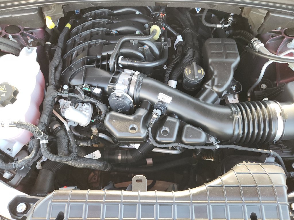 Used 2025 Jeep Grand Cherokee Altitude AWD/4WD image 34