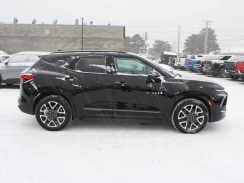 New 2025 Chevrolet Blazer RS w/ Driver Confidence II Package image 4