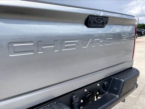 Used 2024 Chevrolet Silverado 2500 Custom w/ Custom Value Package AWD/4WD image 27