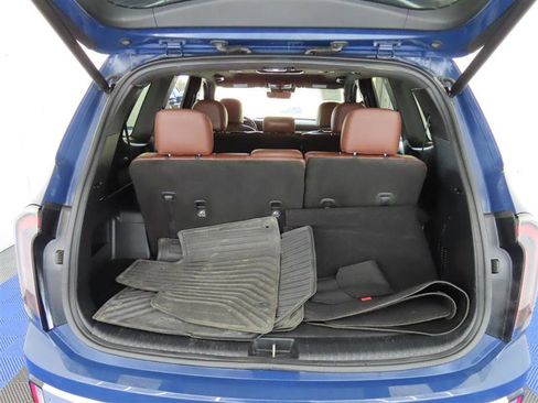 Used 2023 Kia Telluride EX image 12