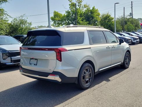 New 2026 Kia Carnival SX FWD image 6