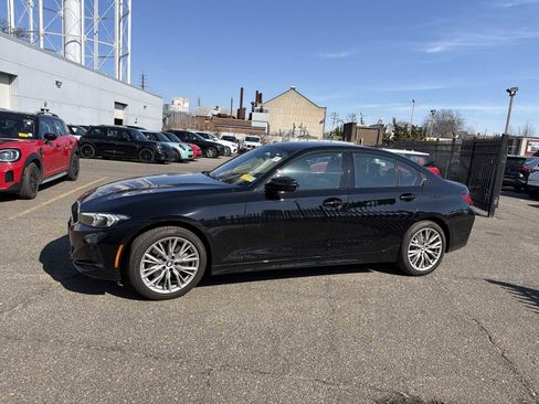 Certified 2023 BMW 330i xDrive Sedan w/ Driving Assistance Package image 4