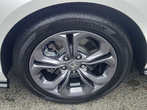 Certified 2025 Honda Accord EX-L image 7