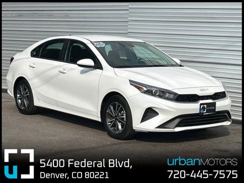 Used 2023 Kia Forte LXS image 1