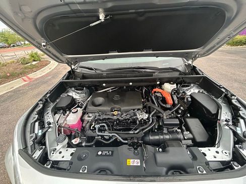 Used 2024 Toyota RAV4 XLE image 32