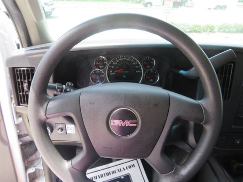 Used 2021 GMC Savana 3500 RWD image 5