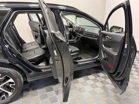 Used 2025 Kia Sportage EX w/ Premium Package AWD/4WD image 23