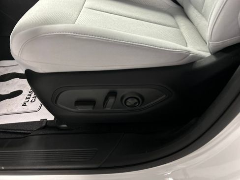 New 2026 Jeep Cherokee Laredo AWD/4WD image 11