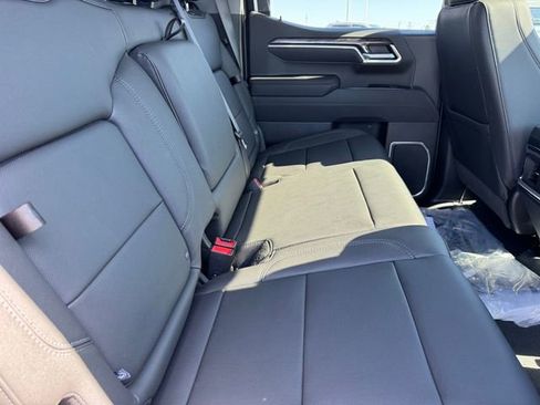 New 2026 Chevrolet Silverado 1500 LTZ w/ LTZ Premium Package image 9