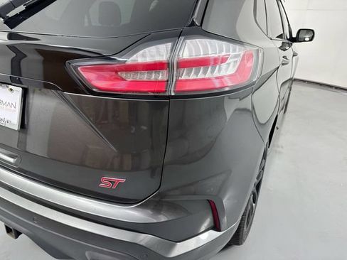 Used 2019 Ford Edge ST w/ Convenience Package AWD/4WD image 29