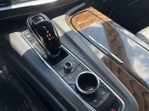 Used 2021 Cadillac Escalade Sport Platinum AWD/4WD image 22