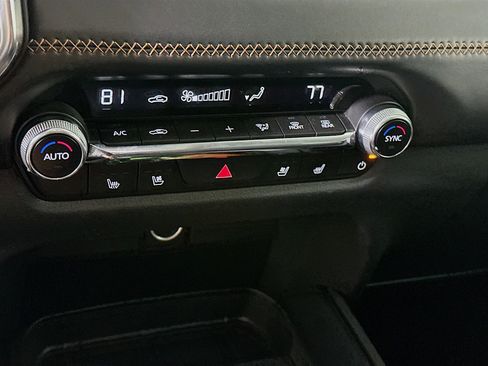 Used 2025 MAZDA CX-50 AWD 2.5 S w/ Premium Plus Pkg image 24