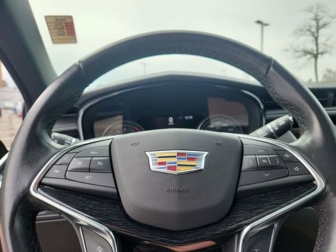 Used 2020 Cadillac XT5 Premium Luxury image 19