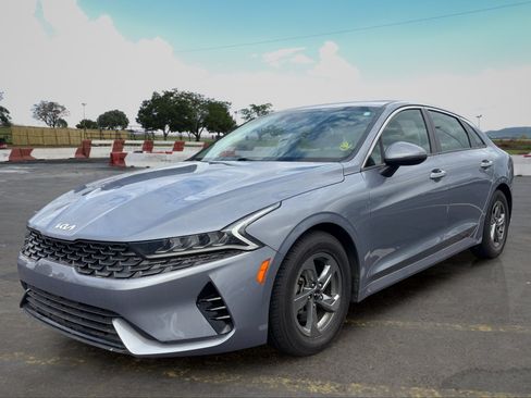 Used 2022 Kia K5 LXS FWD image 5