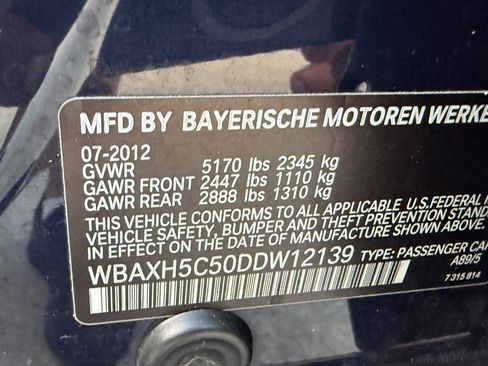 Used 2013 BMW 528i xDrive Sedan image 25