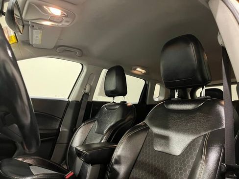 Used 2020 Jeep Compass Latitude w/ Popular Equipment Group image 16