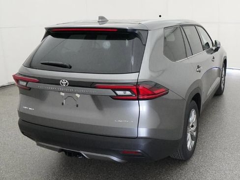 New 2026 Toyota Grand Highlander Limited image 8