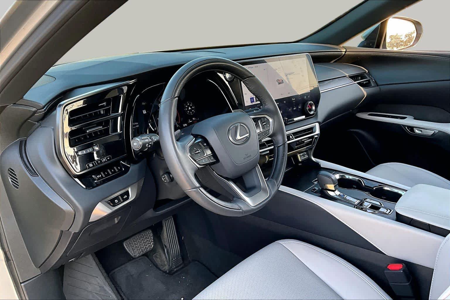 Used 2025 Lexus RX 350 Premium FWD image 44
