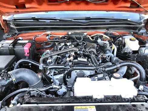 Used 2025 Toyota Tacoma TRD Off-Road image 24