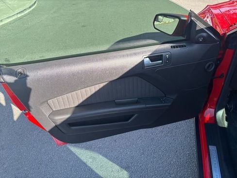 Used 2012 Ford Mustang Boss 302 w/ Boss 302 Accessory Pkg RWD image 10