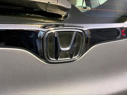 Used 2018 Honda CR-V LX image 33